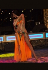 Занятие по восточному танцу у известной танцовщицы Самиры Тумкоши
