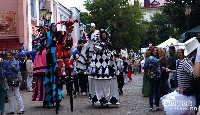 Открытие фестиваля уличного искусства в рамках Славянского Базара 2015