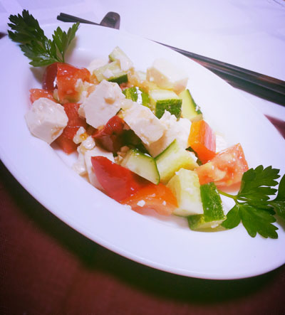 Салат-овощной-с-Тофу