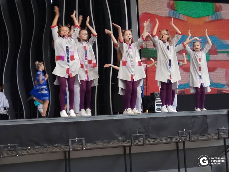 img-a3afa0a289f572518d20de68f8ac98a4-v