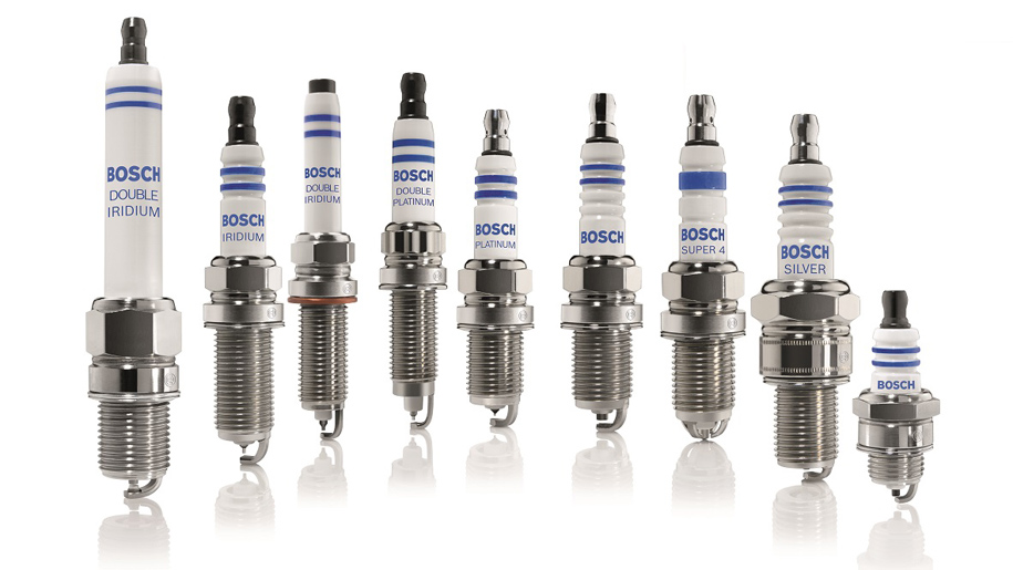 sp_group_picture_spark_plugs_all_cd2016_79690