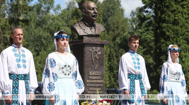 000027_1561804733_353248_big