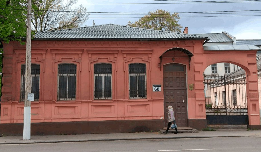 здание Ленина, 58