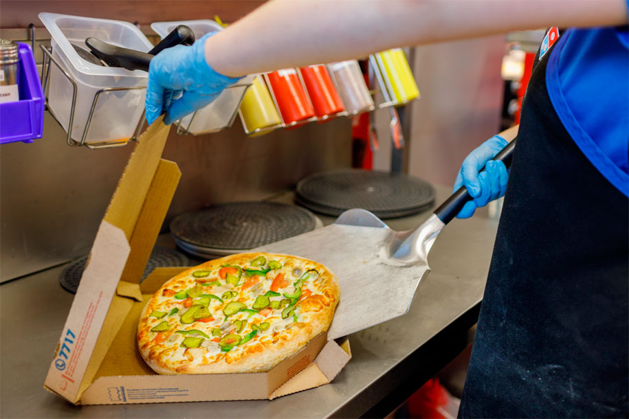 Приготовление пиццы – это отточенный до мелочей процесс создания идеального блюда