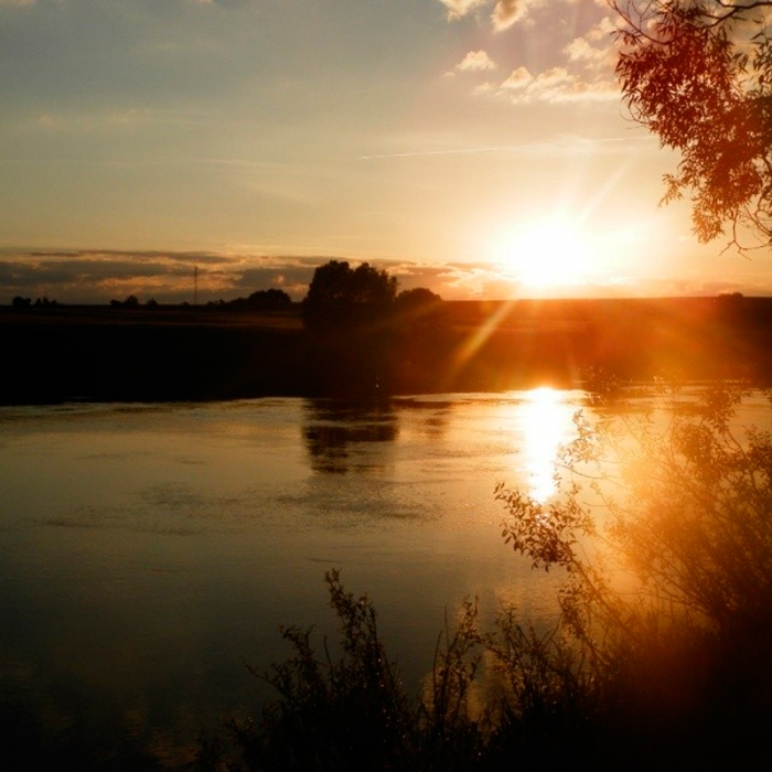 0b15aea89bc111e3886712ac01958366_8