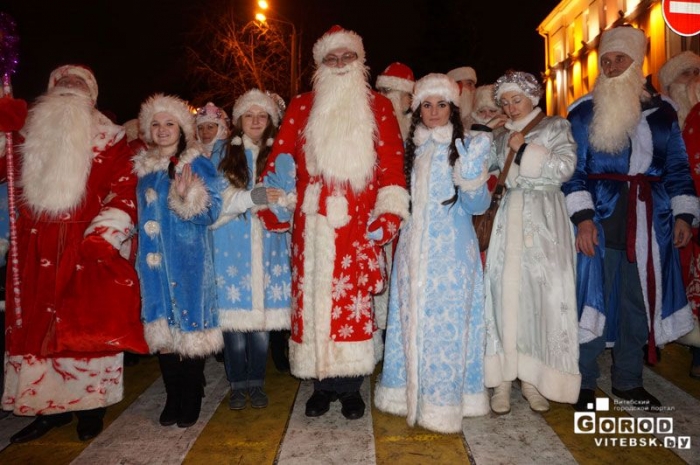 парад Дедов Морозов в Витебске