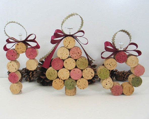1_14_christmas-ornaments-590x473
