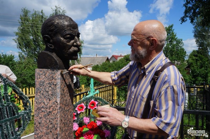 скульптор Александр Гвоздиков