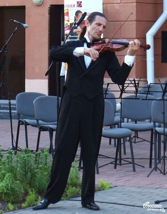 Владислав Миценко 