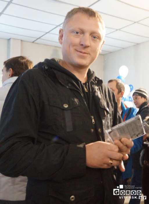 Новое радио раздает призы в Витебске