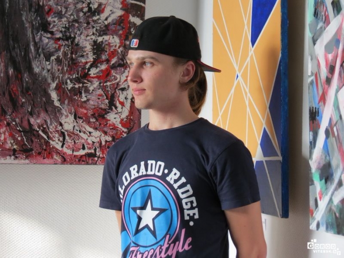 А. Левадний