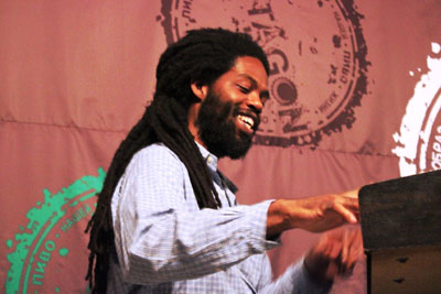 Джоэл-Холмс_13-декабря