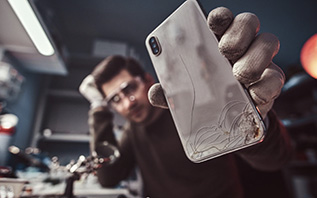 Замена задней крышки/камеры