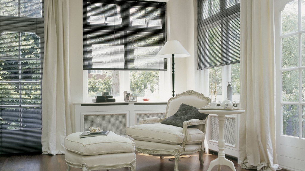 Жалюзи горизонтальные