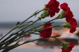 Возложение цветов и зажжение лампад в памятные даты