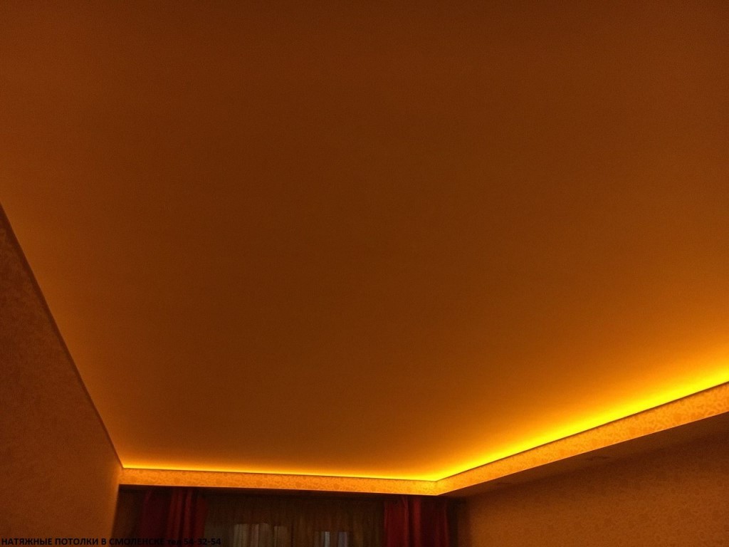 Натяжные потолки с внутренней подсветкой направленного типа (м.пог.)