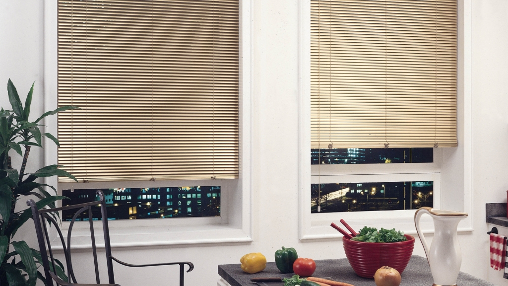 Жалюзи горизонтальные