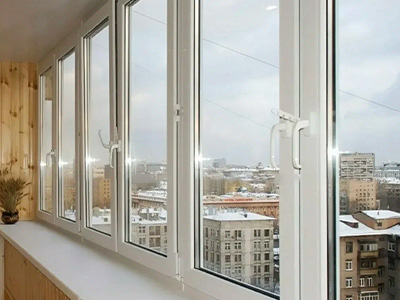 Остекление балконов. Теплая система остекления из ПВХ  профиля