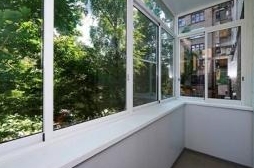 Остекление балконов. Раздвижные оконные системы Слайдорс