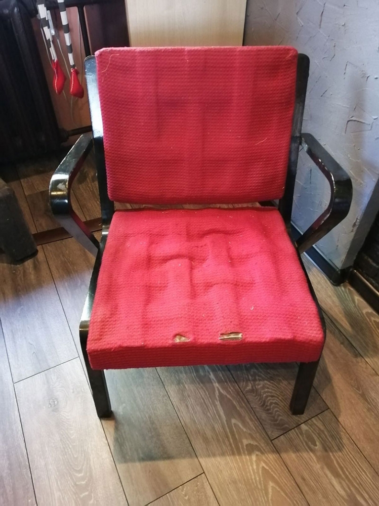 Этапы ремонта стульев