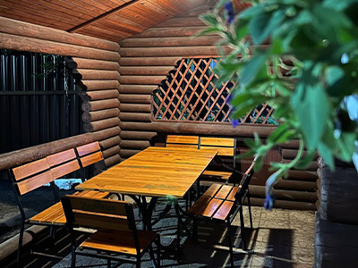 Уютный домик в русском стиле с мангальной зоной