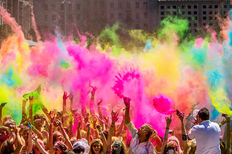 Краски холи: из чего они, безопасность красок, идеи holi-вечеринки