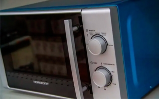 Можно ли ставить микроволновку на холодильник? Ответ не так прост, как кажется многим