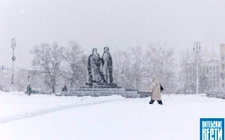 Оранжевый уровень опасности из-за сильного ветра объявлен в Беларуси 26 декабря