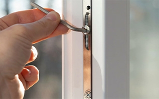 Как отрегулировать пластиковые окна своими руками