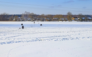 Тонкий лёд, большая опасность: ОСВОД напоминает правила безопасности на зимнем льду